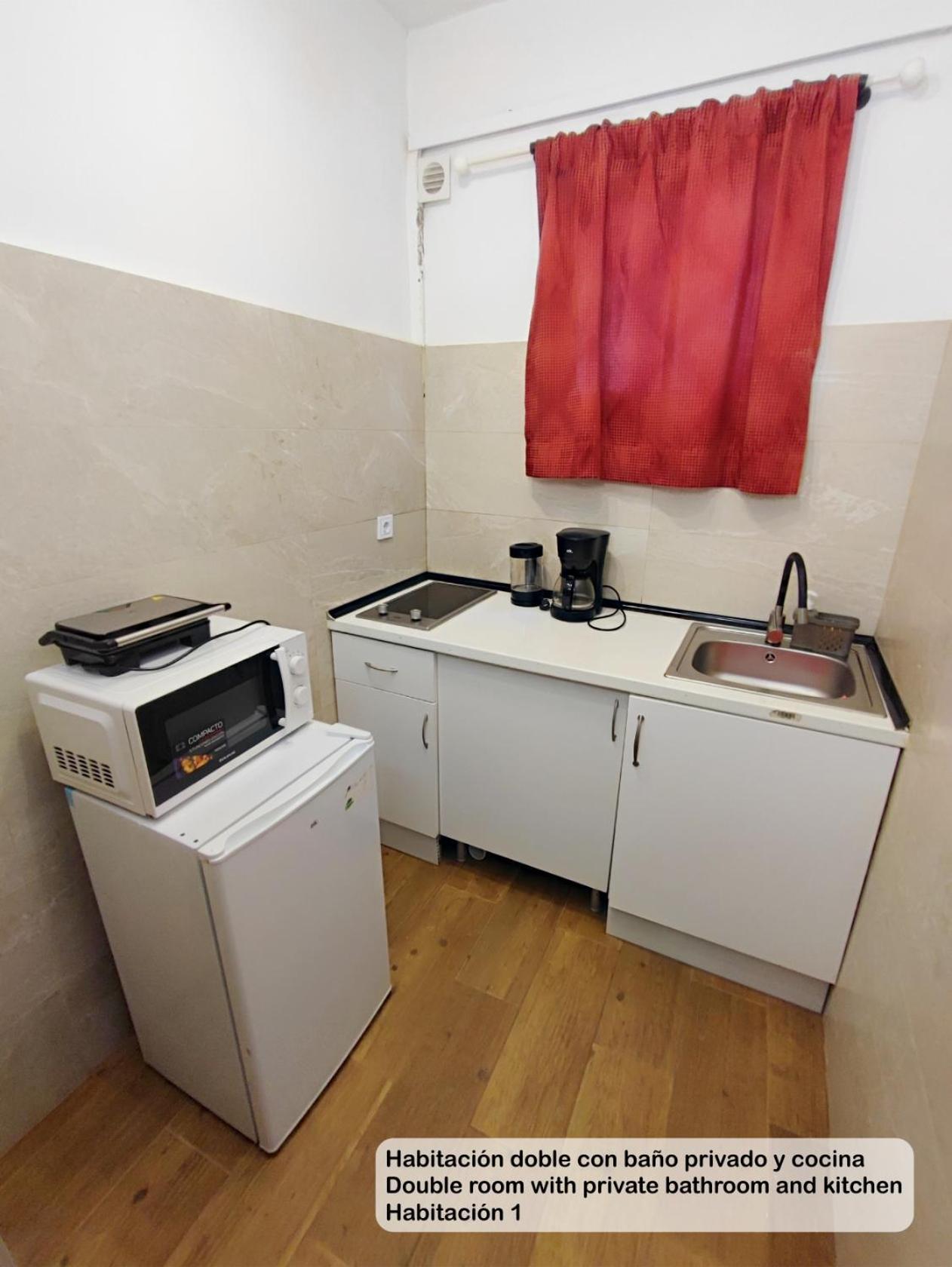 Madrid Centro Rooms Екстер'єр фото